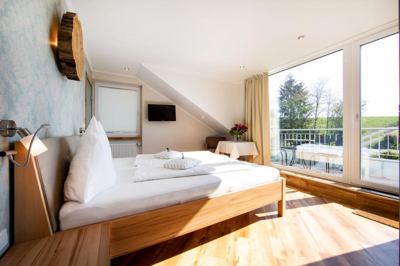 Wagners Landhaus Mehren  Buitenkant foto